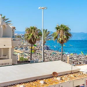 holiday-rental-apartment-puerto-marina-benalmadena-sea.hotelsinnerja.org/